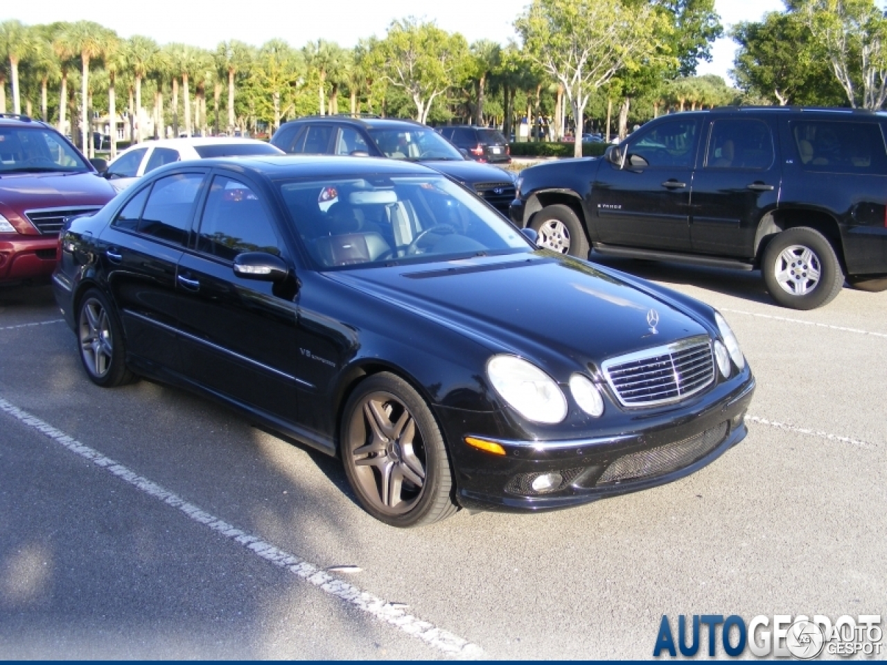 Mercedes-Benz E 55 AMG