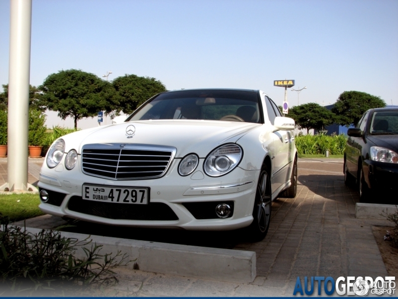 Mercedes-Benz E 63 AMG