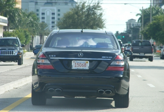 Mercedes-Benz S 63 AMG W221