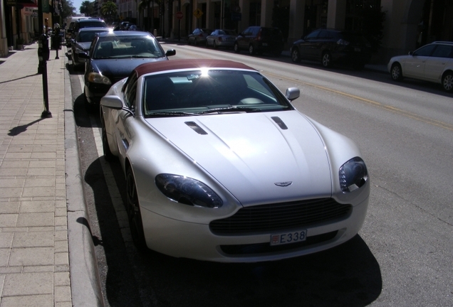 Aston Martin V8 Vantage Roadster