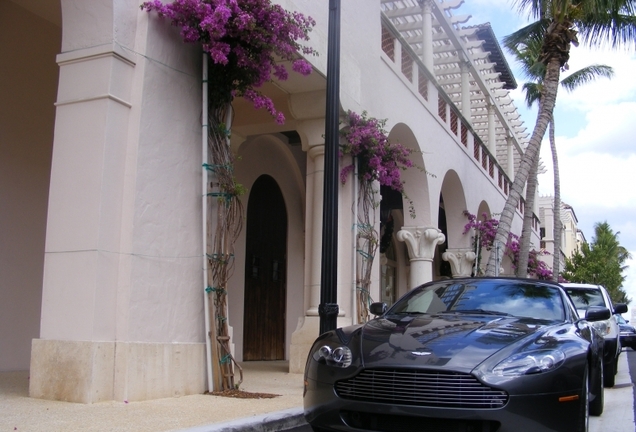 Aston Martin V8 Vantage Roadster