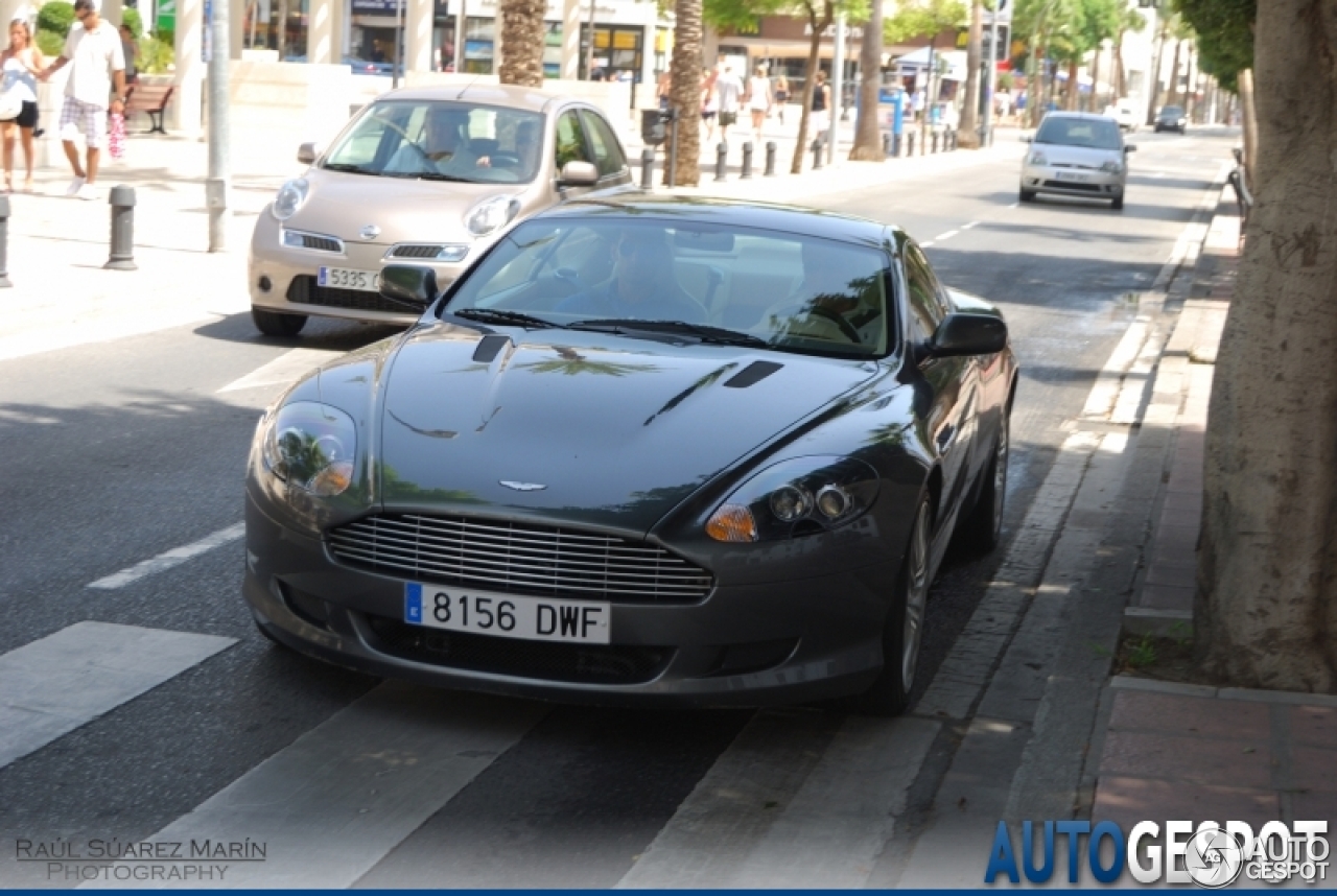 Aston Martin DB9