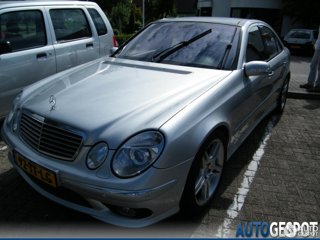 Mercedes-Benz E 55 AMG