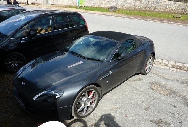 Aston Martin V8 Vantage Roadster