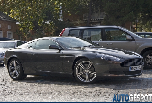 Aston Martin DB9