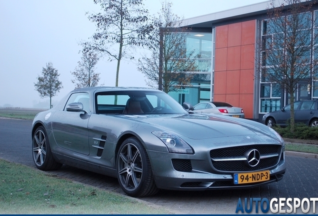 Mercedes-Benz SLS AMG