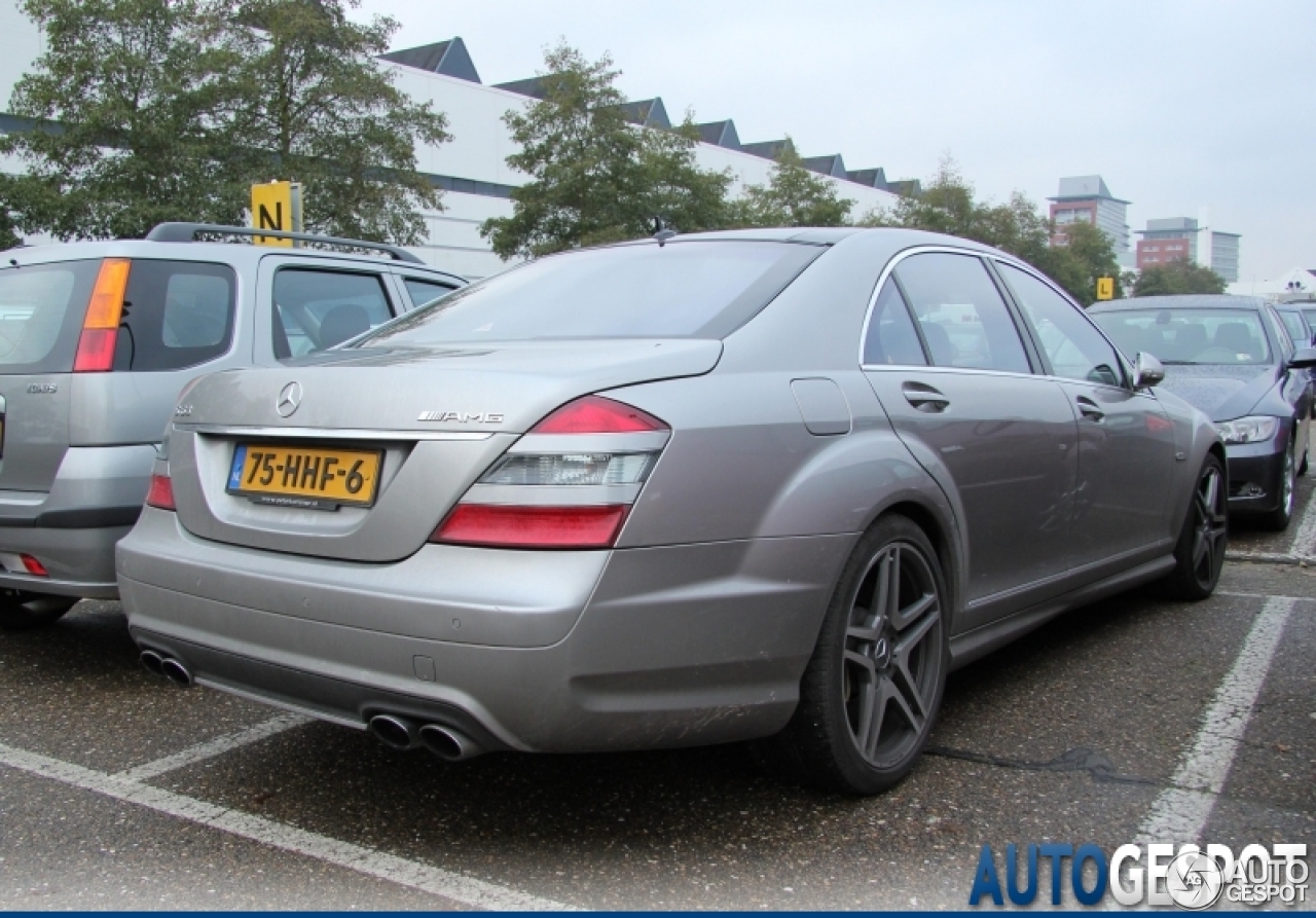 Mercedes-Benz S 63 AMG W221