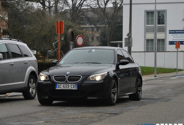 BMW M5 E60 2005