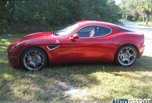 Alfa Romeo 8C Competizione