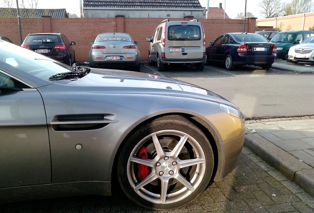 Aston Martin V8 Vantage