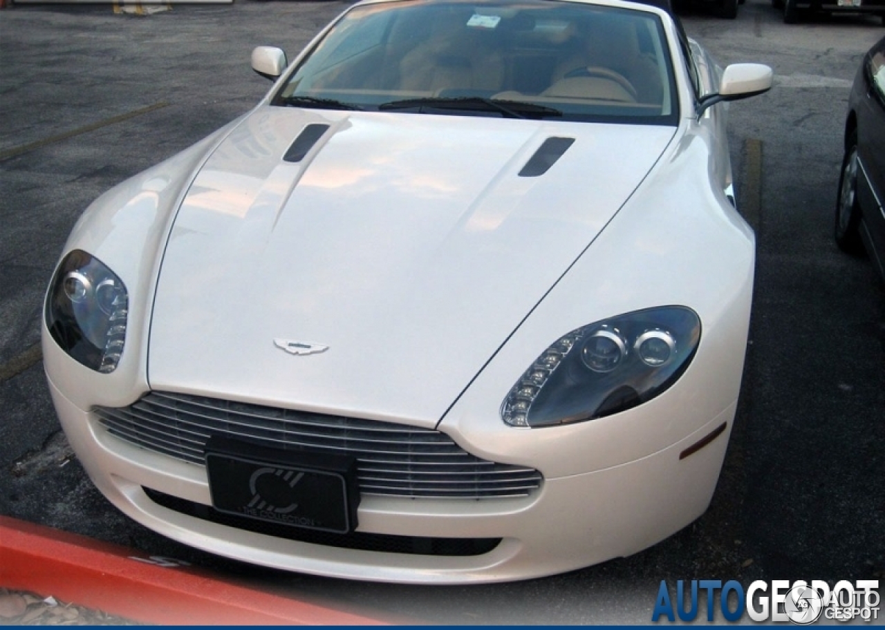 Aston Martin V8 Vantage Roadster