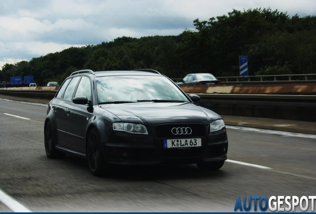 Audi RS4 Avant B7