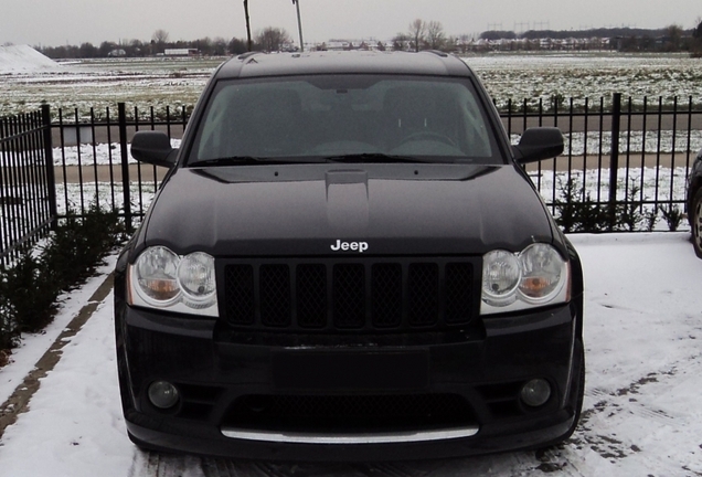 Jeep Grand Cherokee SRT-8 2005