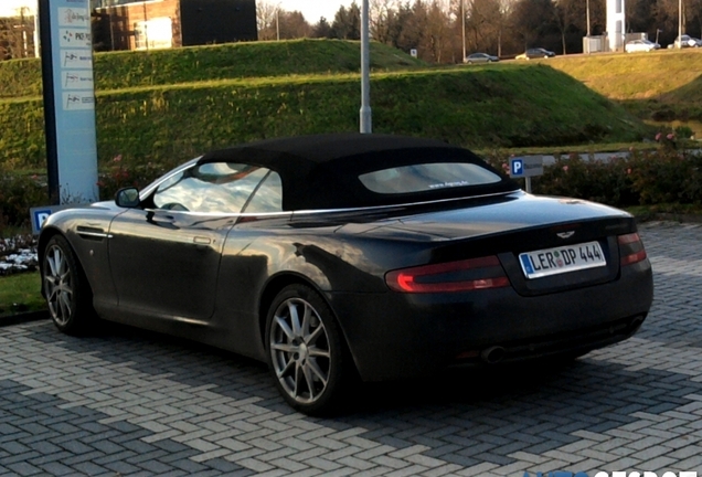 Aston Martin DB9 Volante