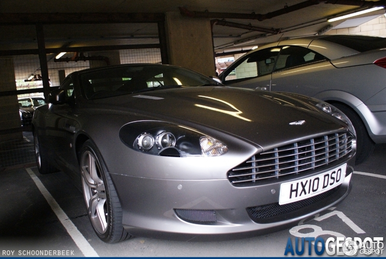 Aston Martin DB9