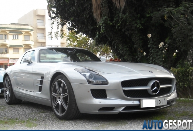 Mercedes-Benz SLS AMG