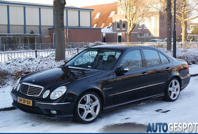 Mercedes-Benz E 55 AMG