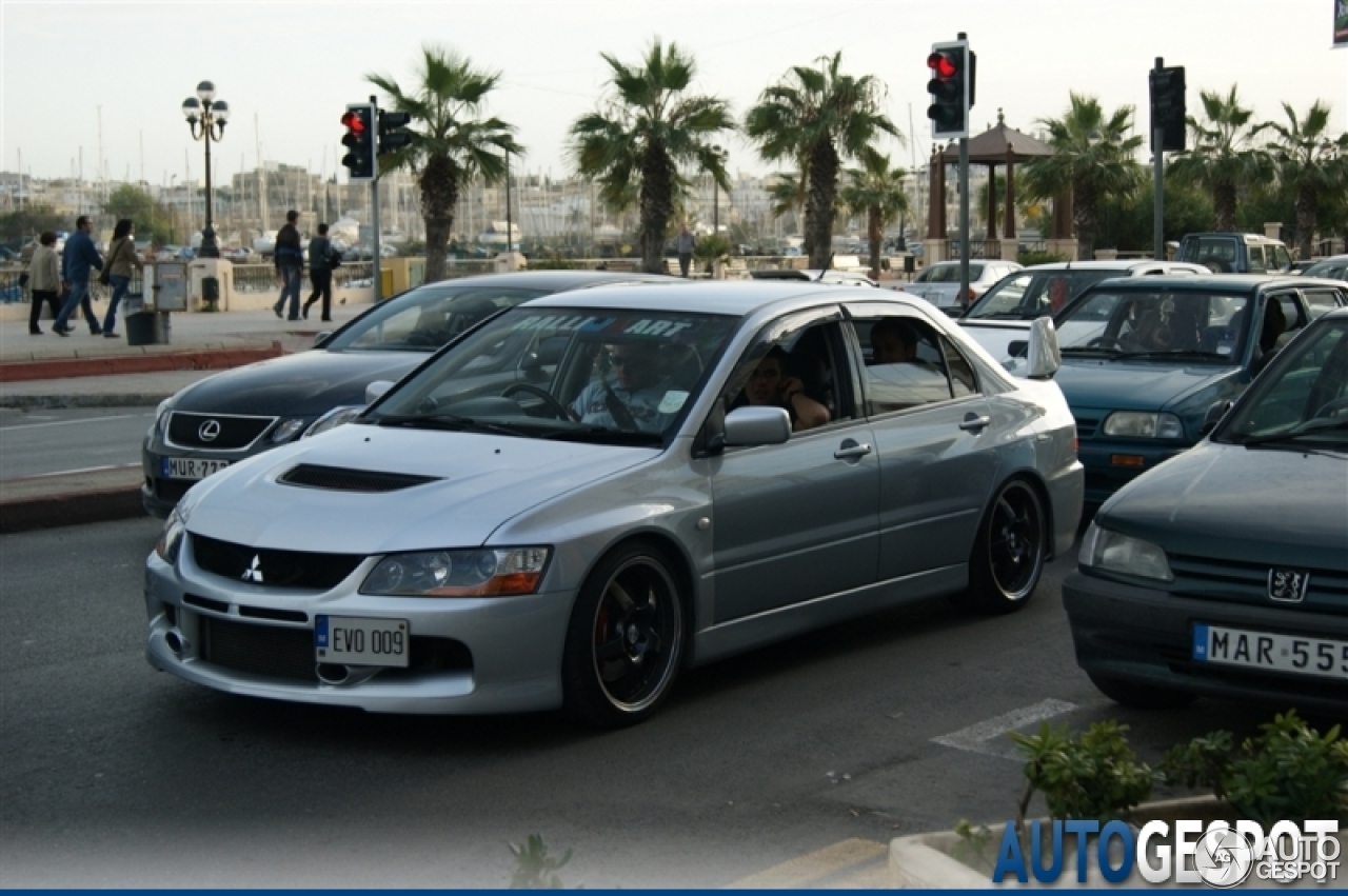 Mitsubishi Lancer Evolution IX