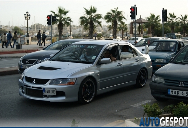 Mitsubishi Lancer Evolution IX