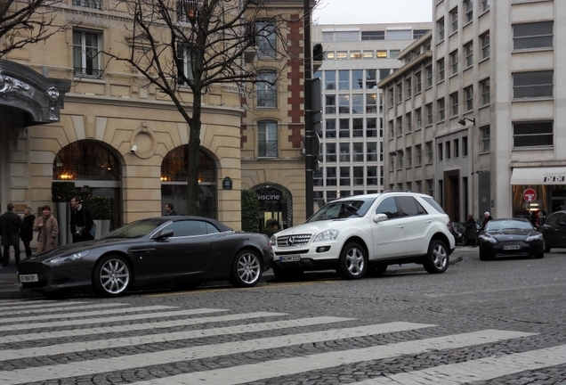 Aston Martin DB9 Volante