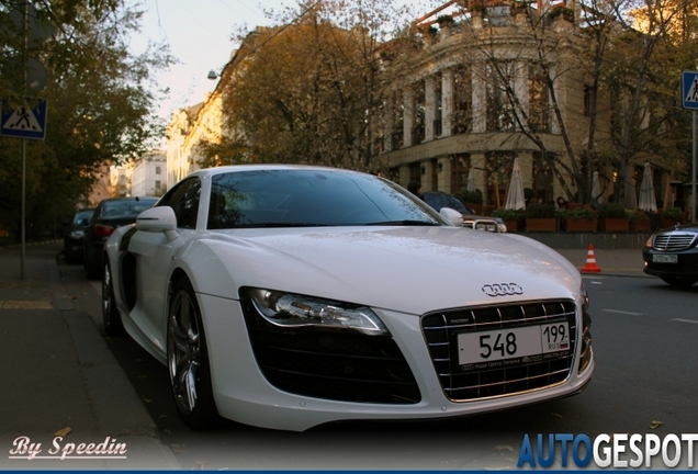 Audi R8 V10