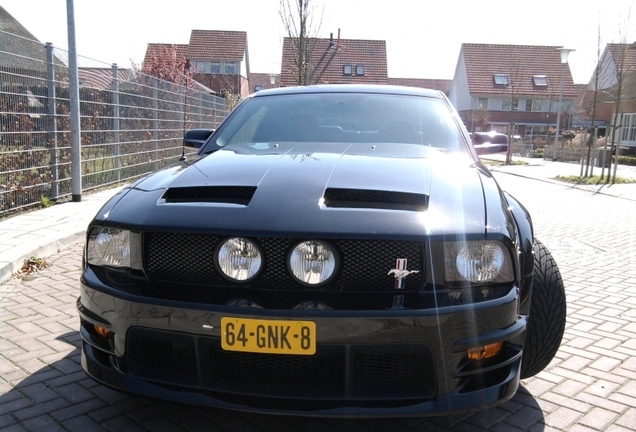 Ford Mustang Foyt Coyote