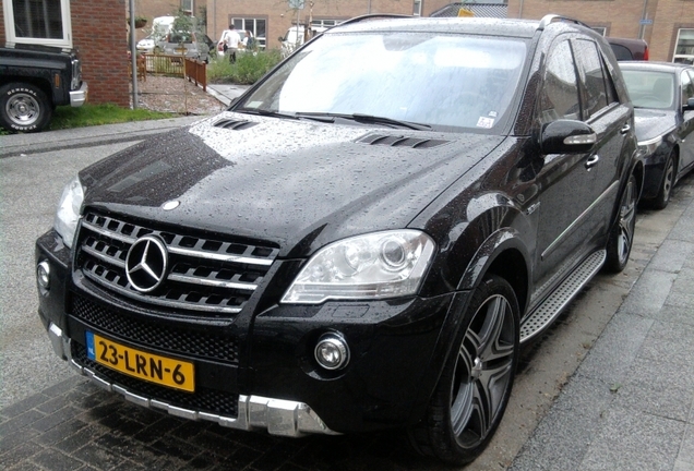 Mercedes-Benz ML 63 AMG W164 2009