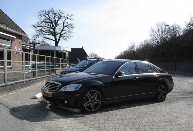 Mercedes-Benz S 63 AMG W221