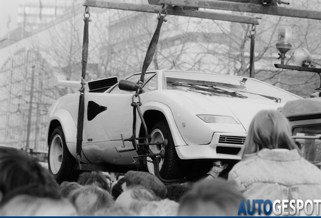 Lamborghini Countach LP500 S