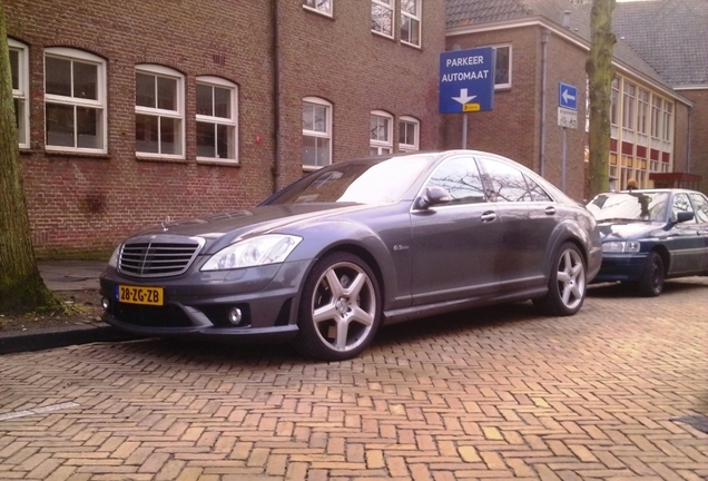 Mercedes-Benz S 63 AMG W221