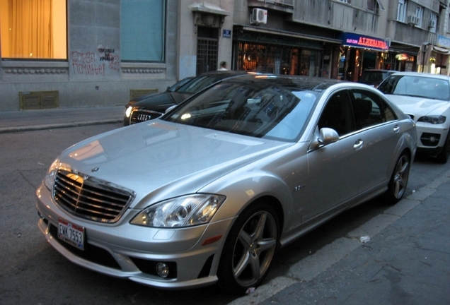 Mercedes-Benz S 63 AMG W221