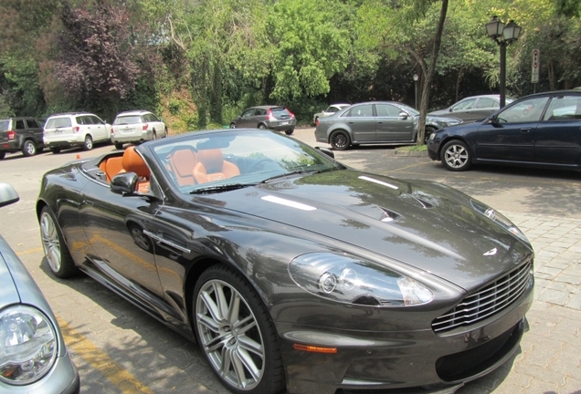 Aston Martin DBS Volante