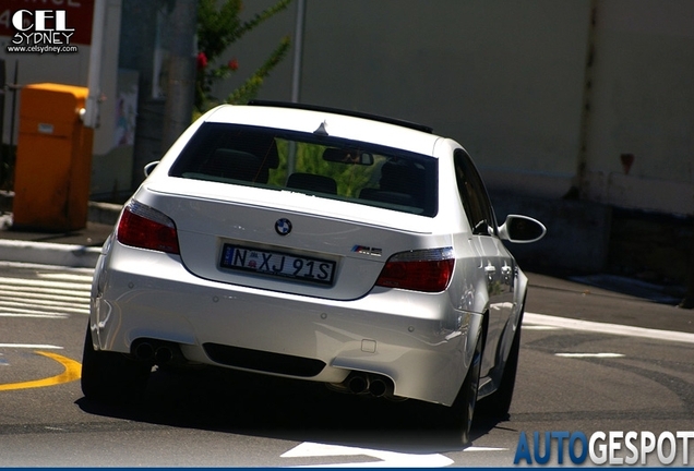 BMW M5 E60 2005