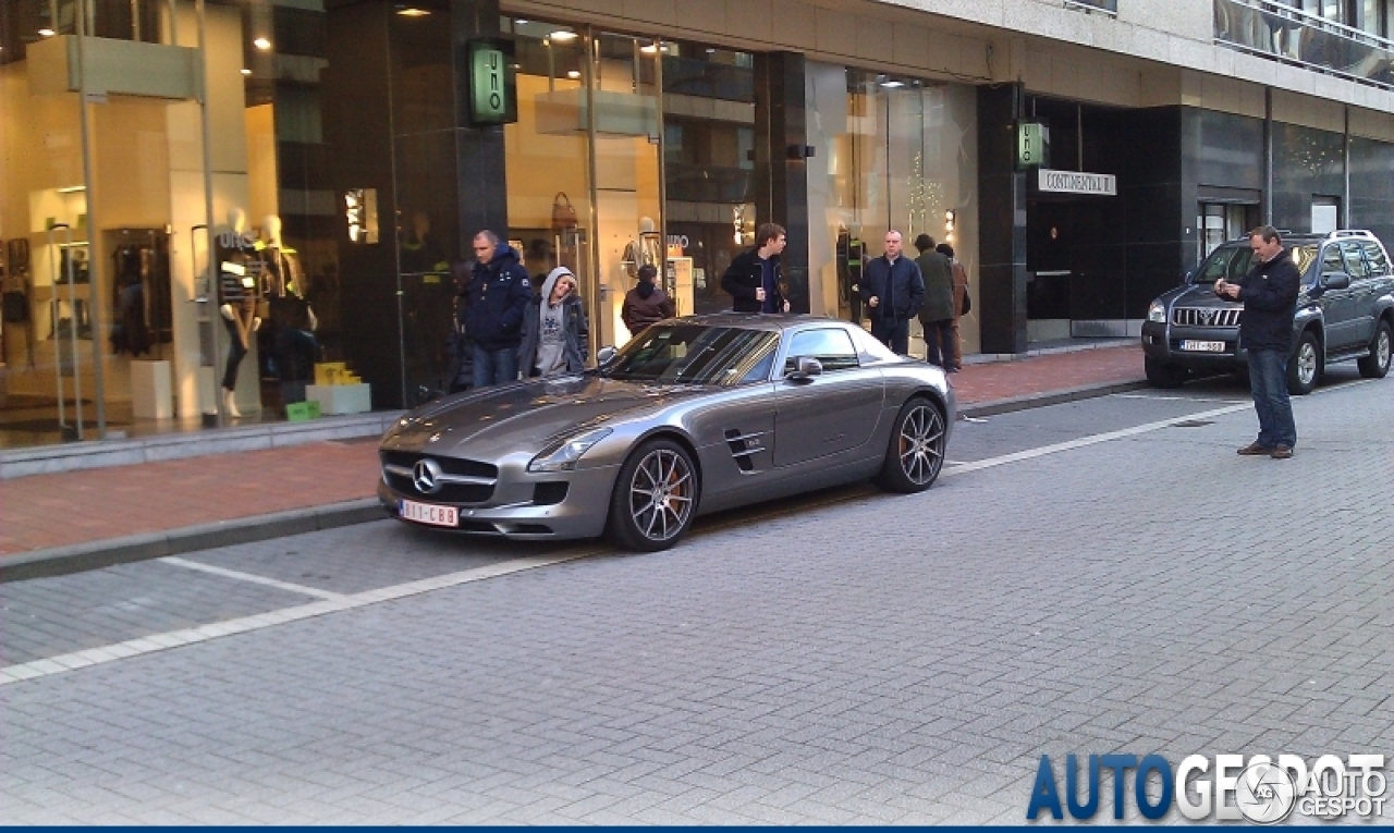 Mercedes-Benz SLS AMG