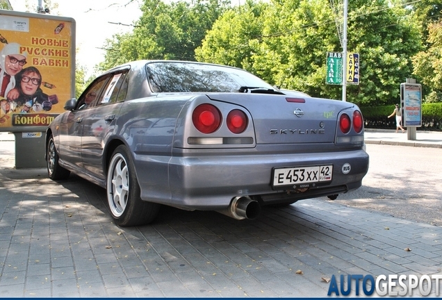 Nissan Skyline R34 Sedan