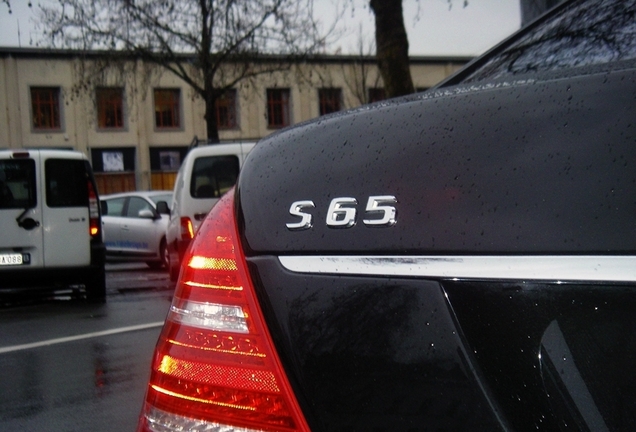 Mercedes-Benz S 65 AMG V221