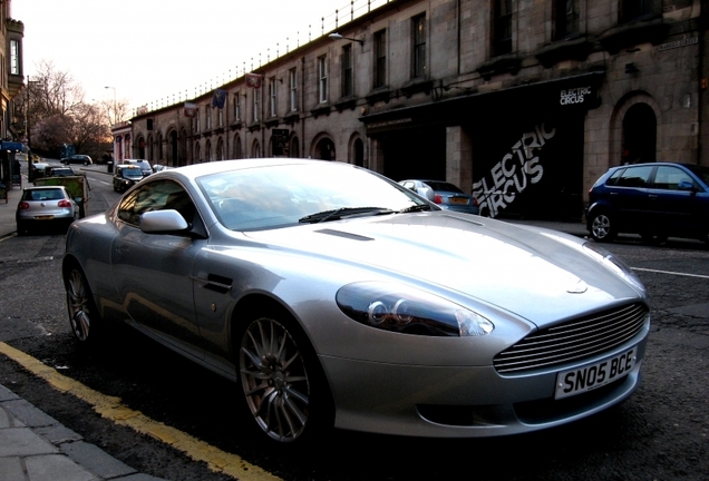 Aston Martin DB9