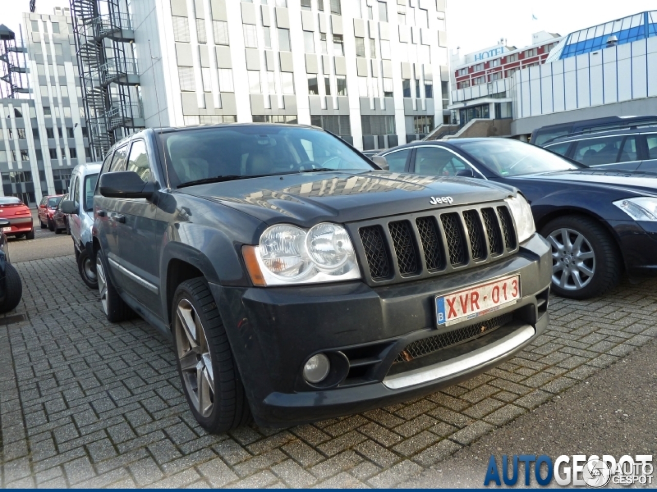 Jeep Grand Cherokee SRT-8 2005