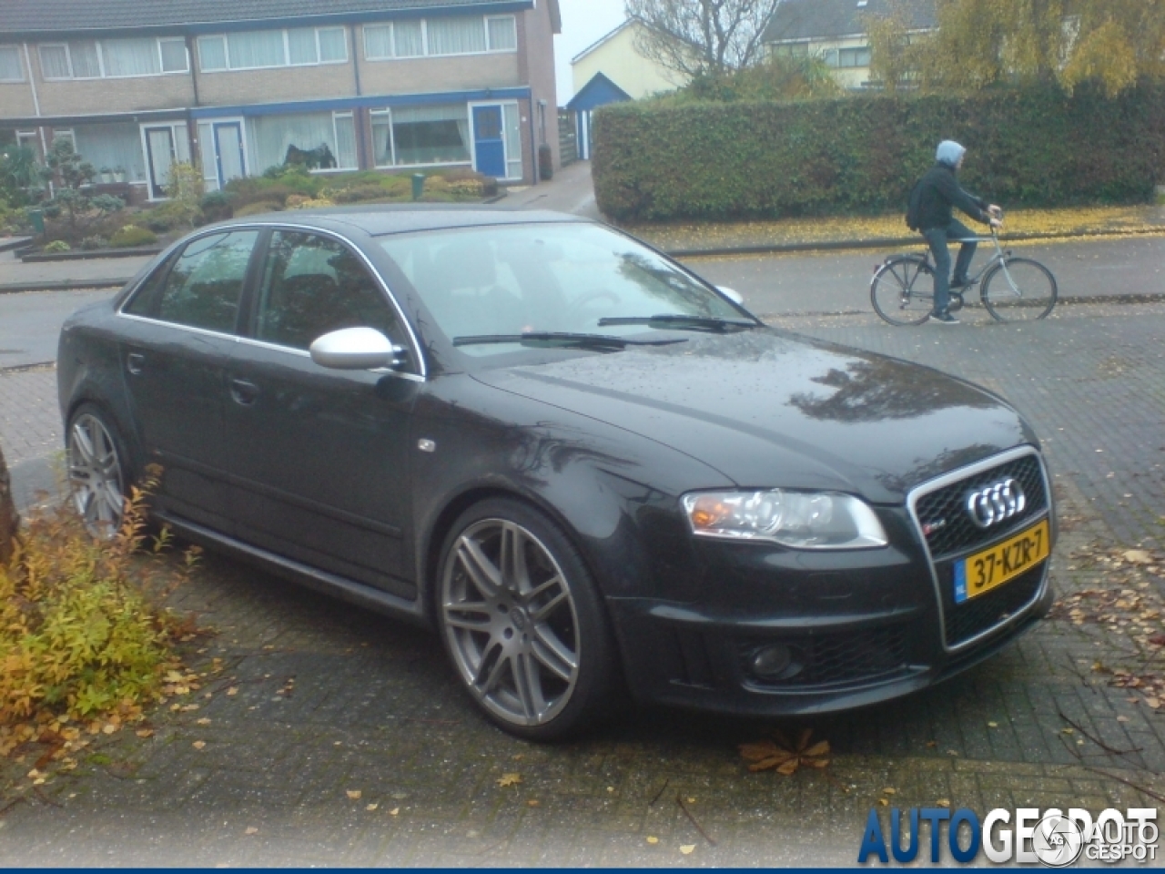 Audi RS4 Sedan