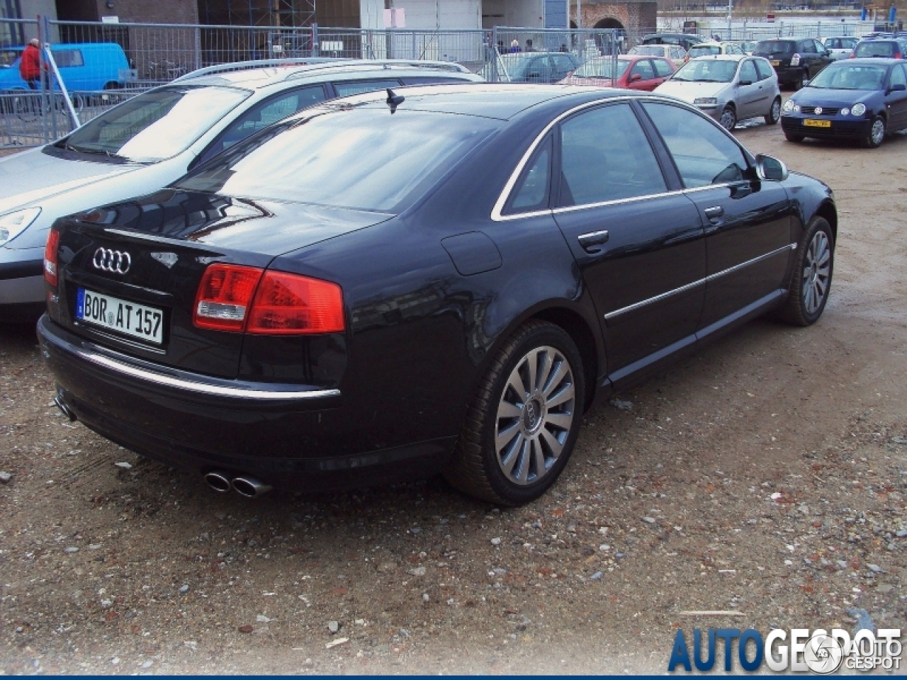 Audi S8 D3