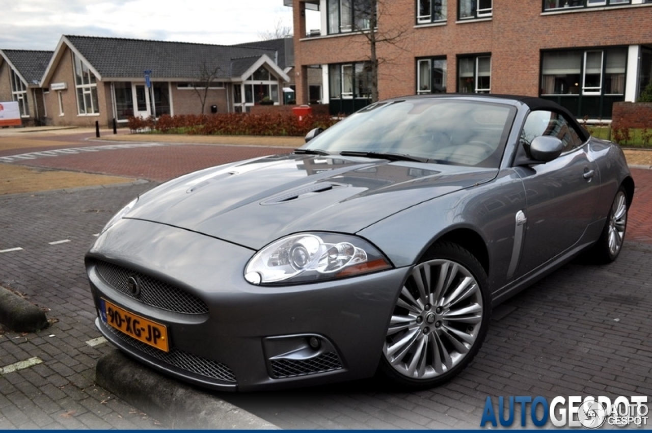 Jaguar XKR Convertible 2006