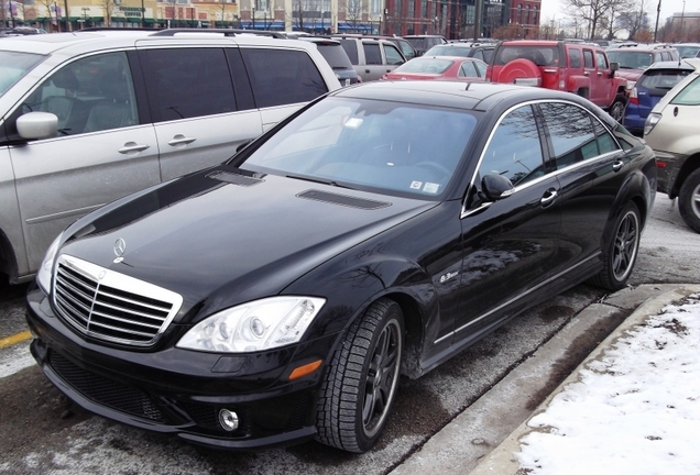 Mercedes-Benz S 63 AMG W221