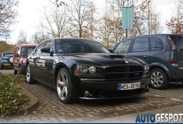 Dodge Charger SRT-8