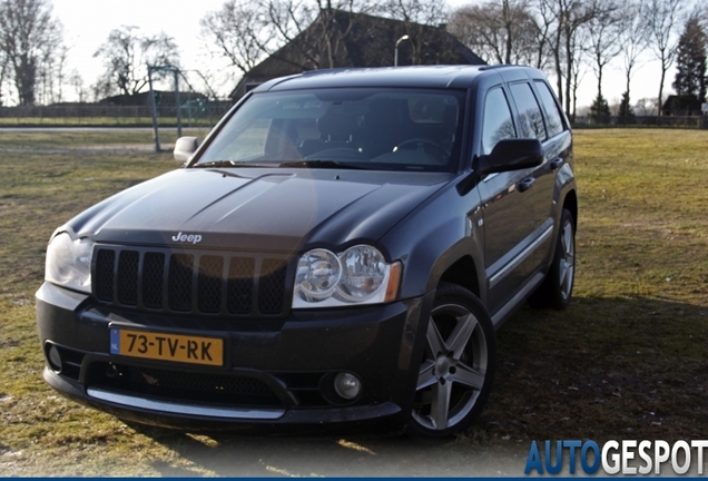 Jeep Grand Cherokee SRT-8 2005