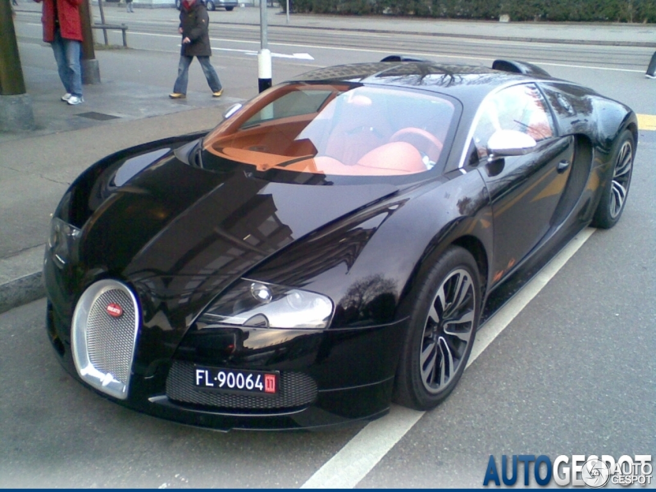 Bugatti Veyron 16.4 Sang Noir