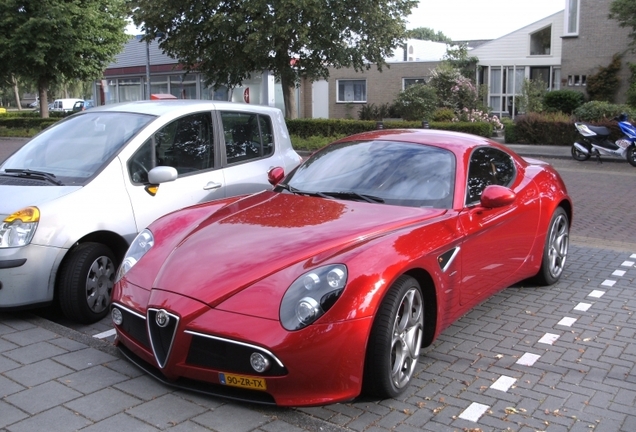 Alfa Romeo 8C Competizione