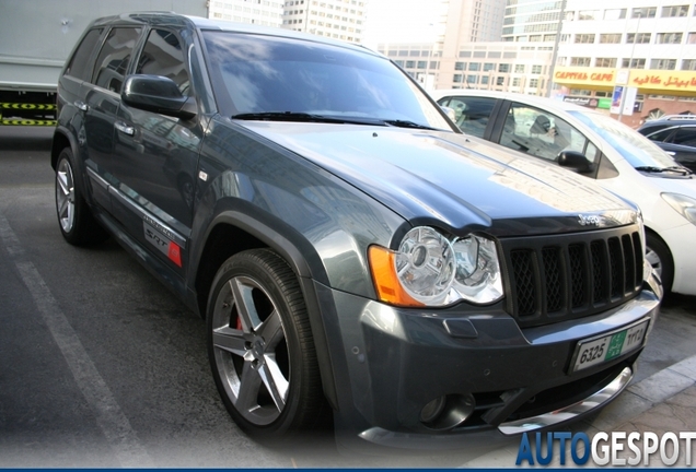 Jeep Grand Cherokee SRT-8 2005