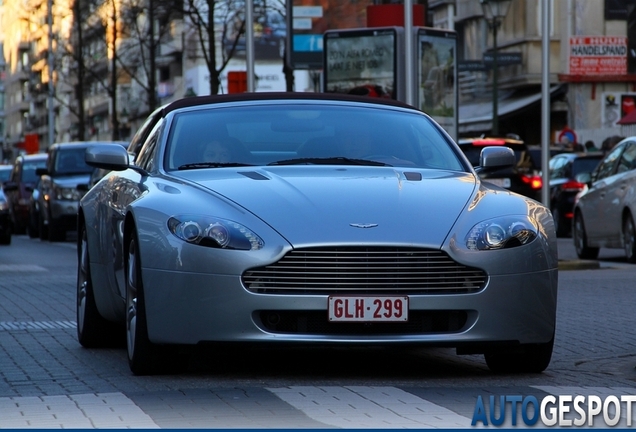 Aston Martin V8 Vantage Roadster