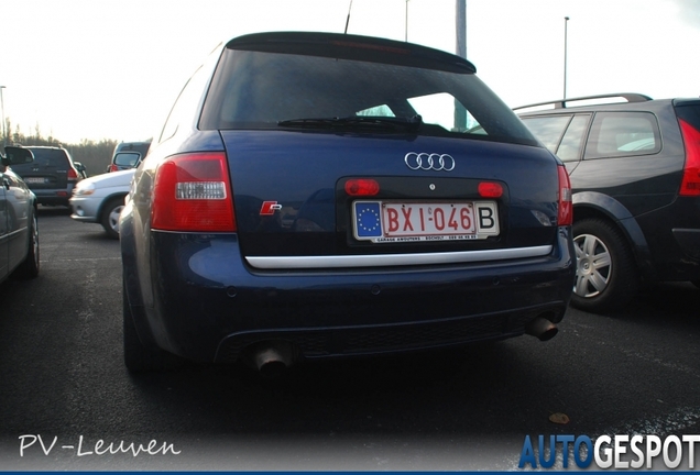 Audi RS6 Avant C5