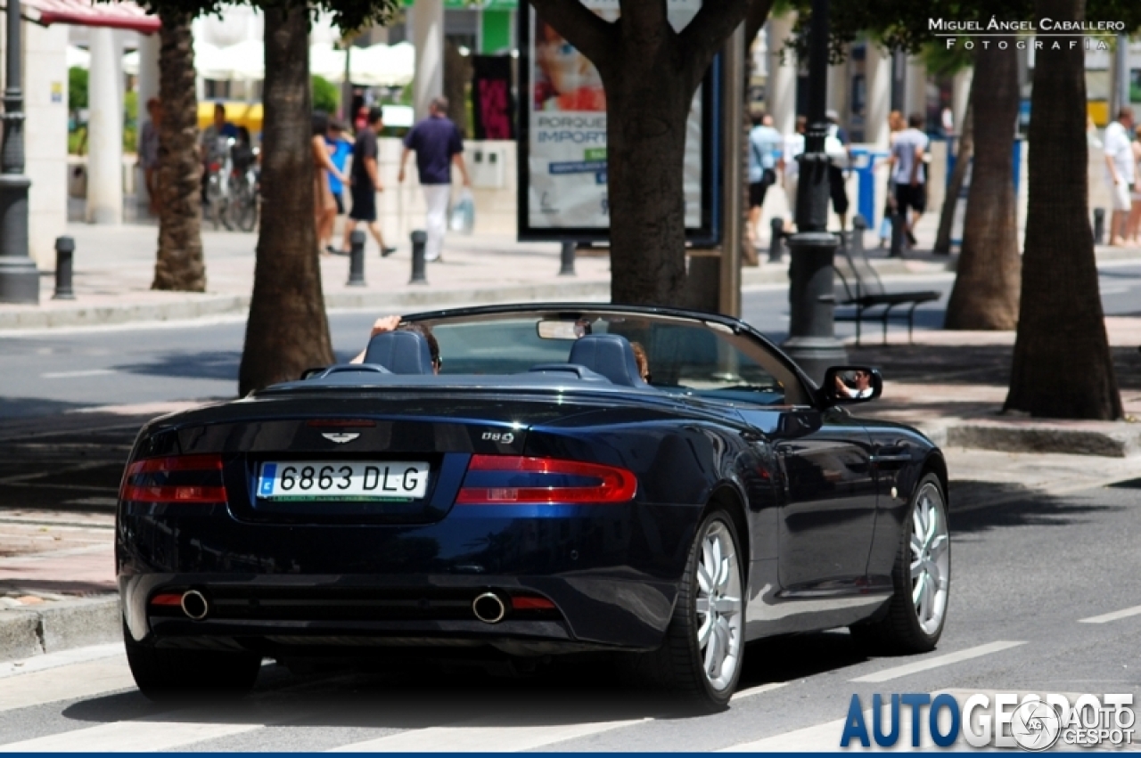 Aston Martin DB9 Volante